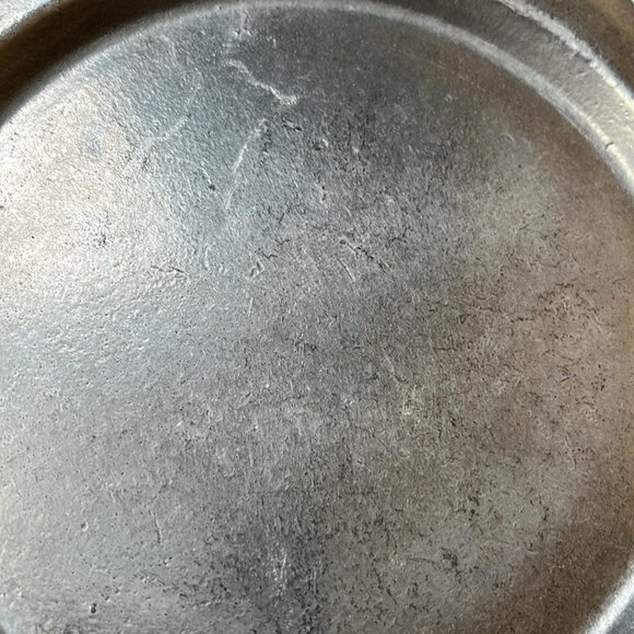 Vintage Pewter Like Charger Plate Set Scalloped Edge Pub Restaurant Ware - Picture 8 of 8